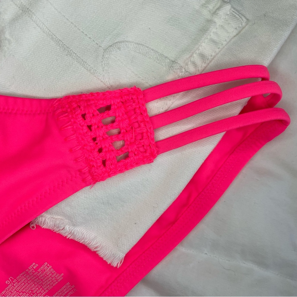 Crochet detail bikini bottom